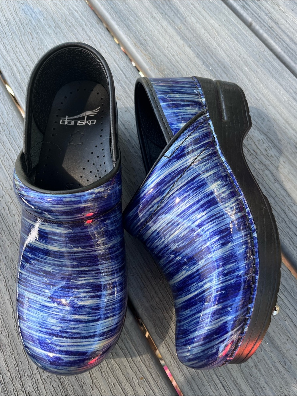 Dansko Womens Clog in Blue Brushstroke Pattern Nursing 37 New